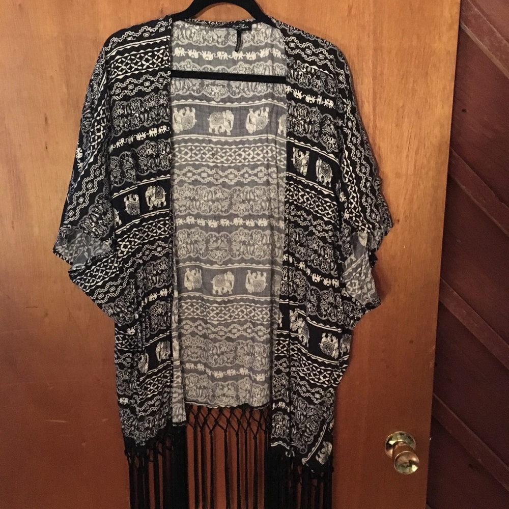 Black and white fringe kimono